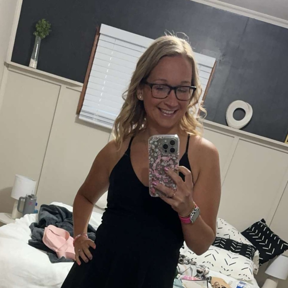 Meet your Posher, Stephanie